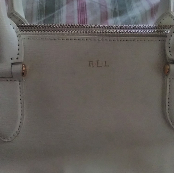 Ralph Lauren Handbag. - Picture 3 of 8
